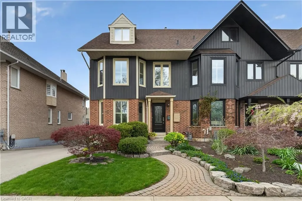 77 Sunvale Place Stoney Creek ON L8E 4Z6