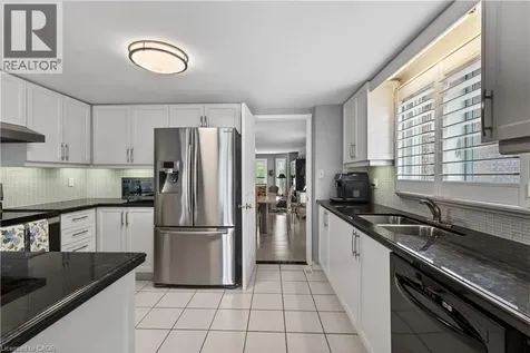 77 Sunvale Place Stoney Creek ON L8E 4Z6