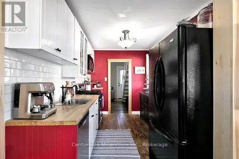 66 Ninth Street Collingwood ON L9Y 2G2