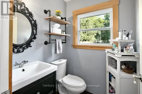 66 Ninth Street Collingwood ON L9Y 2G2