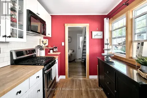 66 Ninth Street Collingwood ON L9Y 2G2