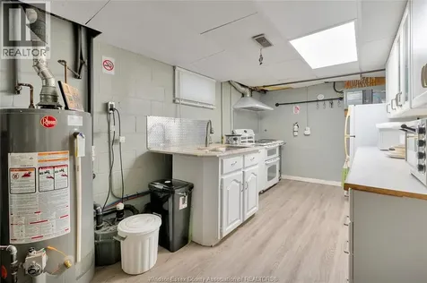 1626 Talbot Road Kingsville ON N0P 2G0