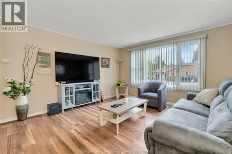 1626 Talbot Road Kingsville ON N0P 2G0