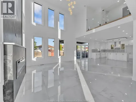 3672 Sutton Avenue Windsor ON N9E 0B3