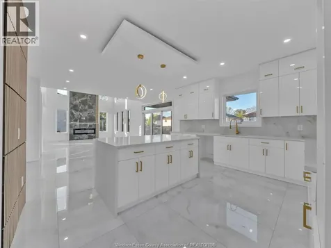 3672 Sutton Avenue Windsor ON N9E 0B3