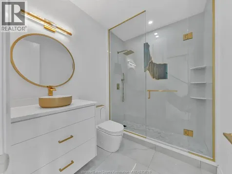 3672 Sutton Avenue Windsor ON N9E 0B3
