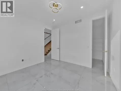 3672 Sutton Avenue Windsor ON N9E 0B3