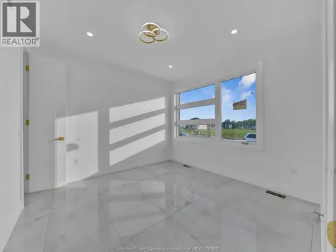 3672 Sutton Avenue Windsor ON N9E 0B3
