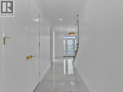 3672 Sutton Avenue Windsor ON N9E 0B3