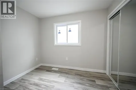 43 Mahony Avenue Hamilton ON L8H 3C3