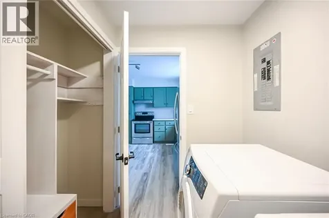 43 Mahony Avenue Hamilton ON L8H 3C3
