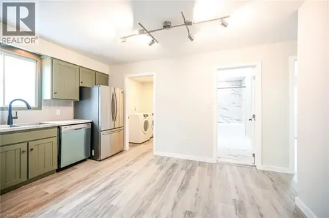 43 Mahony Avenue Hamilton ON L8H 3C3
