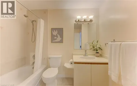 65 Highland Crescent Kitchener ON N2M 5M8