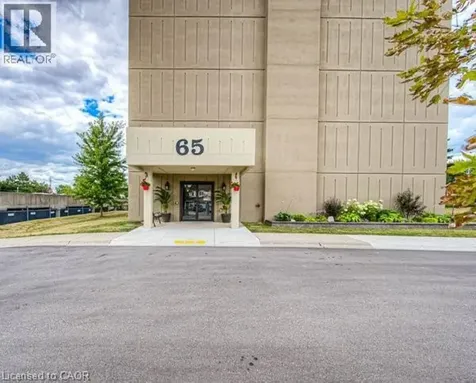 65 Highland Crescent Kitchener ON N2M 5M8