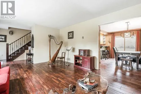 718 Henderson Drive Innisfil ON L9S 2J8