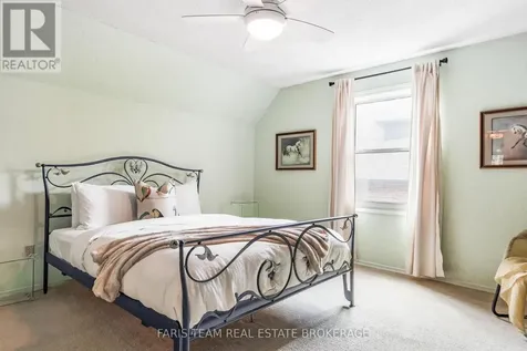 718 Henderson Drive Innisfil ON L9S 2J8