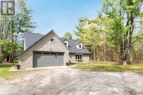 718 Henderson Drive Innisfil ON L9S 2J8