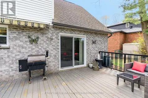 718 Henderson Drive Innisfil ON L9S 2J8