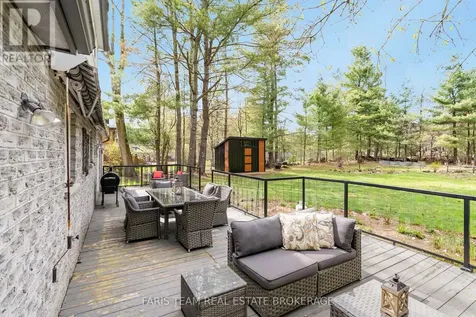 718 Henderson Drive Innisfil ON L9S 2J8