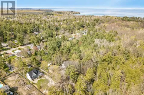 718 Henderson Drive Innisfil ON L9S 2J8