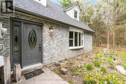 718 Henderson Drive Innisfil ON L9S 2J8