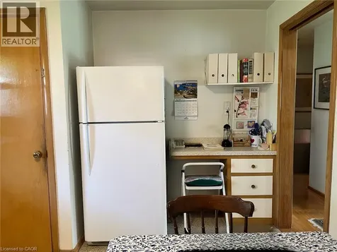 130 Gardiner Avenue East Dunnville ON N1A 1A8