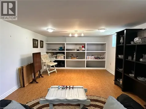 130 Gardiner Avenue East Dunnville ON N1A 1A8