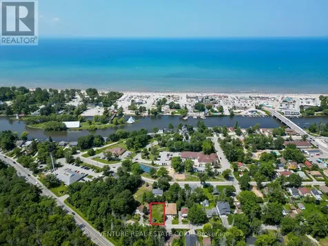 74 Forest Avenue Wasaga Beach ON L9Z 2K4