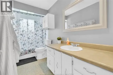 267 Iler Street Essex ON N8M 1T9