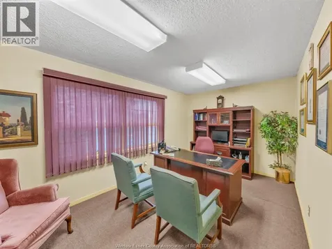 2828 Howard Avenue Windsor ON N8X 3Y3