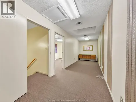 2828 Howard Avenue Windsor ON N8X 3Y3