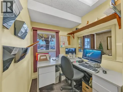 2828 Howard Avenue Windsor ON N8X 3Y3