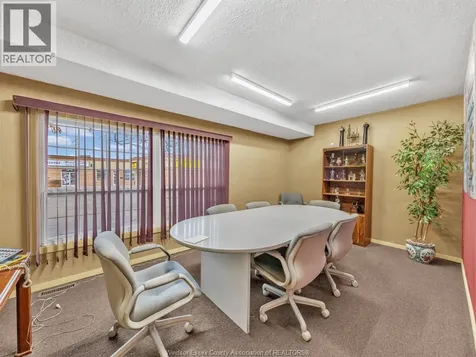 2828 Howard Avenue Windsor ON N8X 3Y3