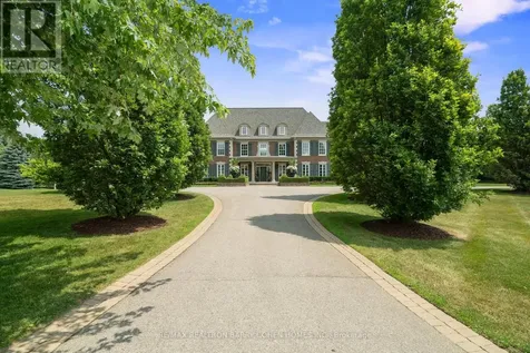 91 Fairfield Drive King ON L7B 1L9