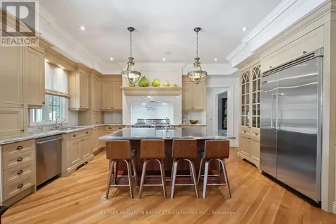 91 Fairfield Drive King ON L7B 1L9
