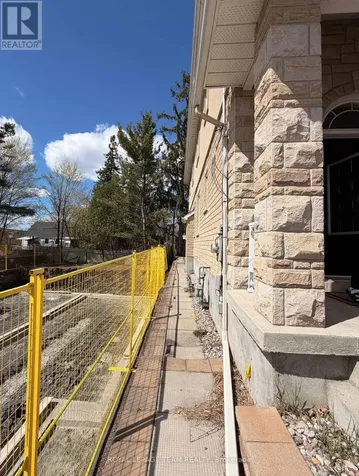 1221 Anoka Street Ottawa ON K1V 6C5