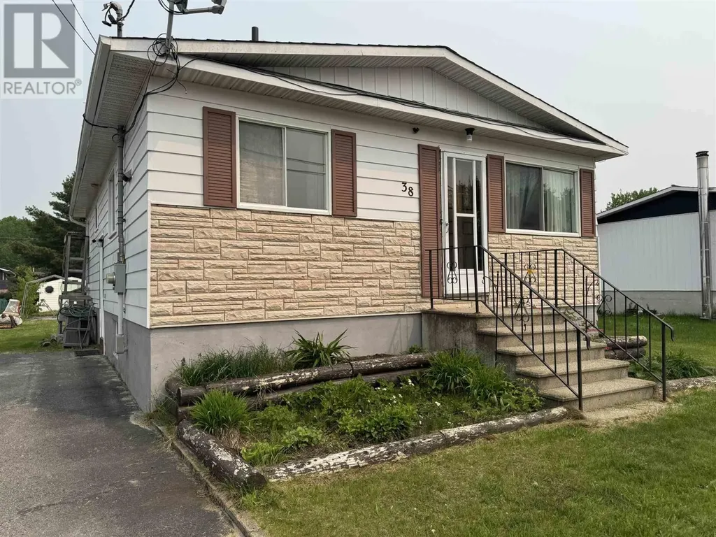 38 Richard Street Chapleau ON P0M 1K0