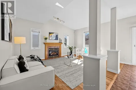4 Tamarack Place North Ottawa ON K2J 4R3