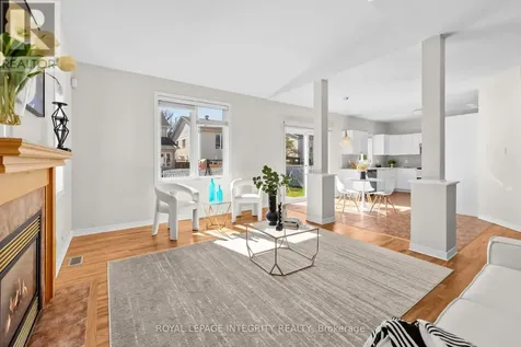 4 Tamarack Place North Ottawa ON K2J 4R3