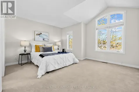 4 Tamarack Place North Ottawa ON K2J 4R3