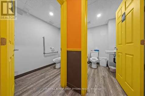 827 Somerset Street West Ottawa ON K1R 6R4