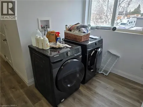 1030 Colborne Street West Brantford ON N3T 5L7