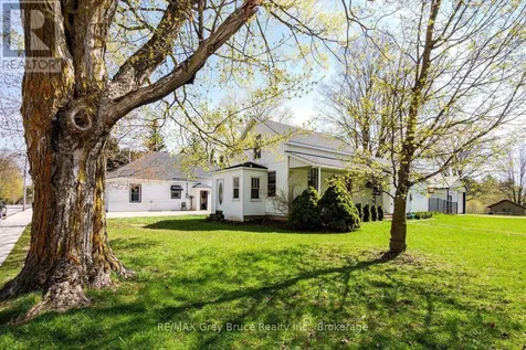 105 Main Street Arran-elderslie ON N0H 2N0