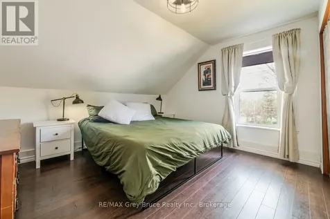 105 Main Street Arran-elderslie ON N0H 2N0