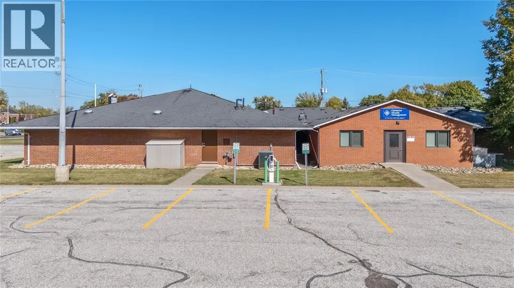 2109 London Line Sarnia ON N7T 7H2