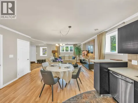 1811 Northway Avenue Windsor ON N9B 3M1