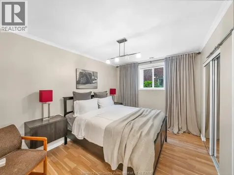 1811 Northway Avenue Windsor ON N9B 3M1
