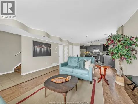 1811 Northway Avenue Windsor ON N9B 3M1