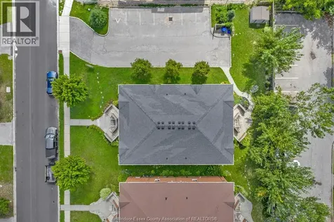 1811 Northway Avenue Windsor ON N9B 3M1