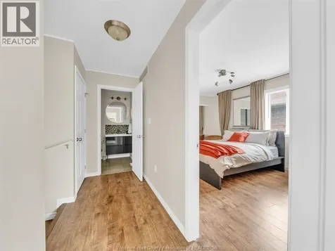 1811 Northway Avenue Windsor ON N9B 3M1